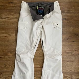 Burton medium, flared leg snow pants. In good condition.